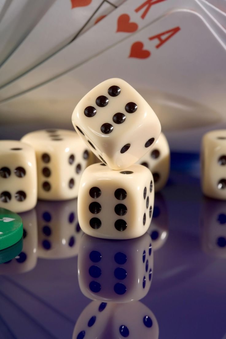 eg999 com Live Baccarat တိုက်ရိုက် ဘက်ကာရတ် real dealer နှင့် MMK ဖြင့် ကစားနေစဉ်